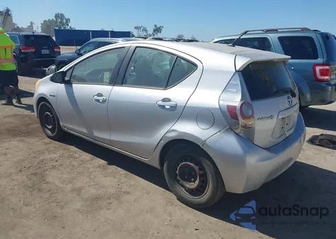 2012 Toyota Prius C Two z USA, uszkodzony, nr VIN JTDKDTB32C1518079